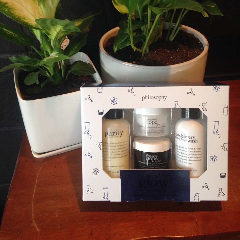 Philosophy Ready. Set. Glow! Skin Care Set